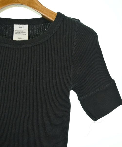 HYKE เสื้อยืด/เสื้อท็อปส์