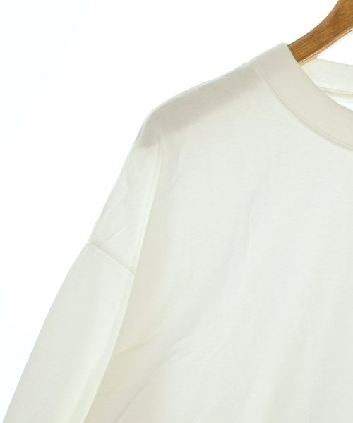 HYKE เสื้อยืด/เสื้อท็อปส์