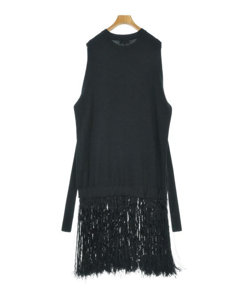 HYKE ชุดเดรส