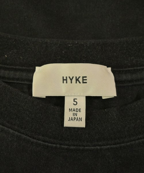 HYKE เสื้อยืด/เสื้อท็อปส์