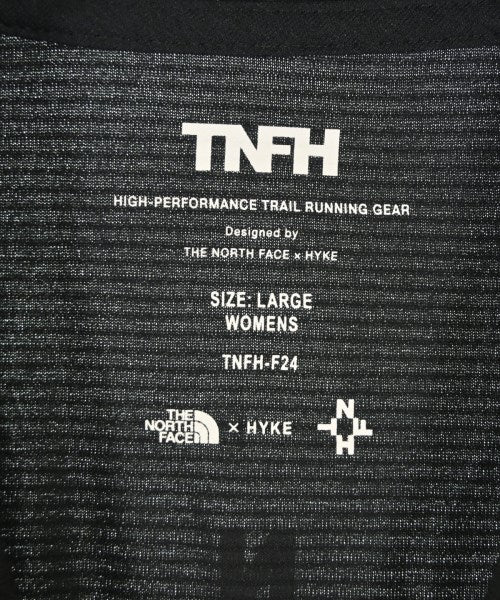 HYKE เสื้อยืด/เสื้อท็อปส์