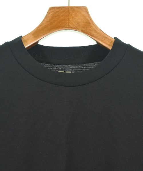 HYKE เสื้อยืด/เสื้อท็อปส์