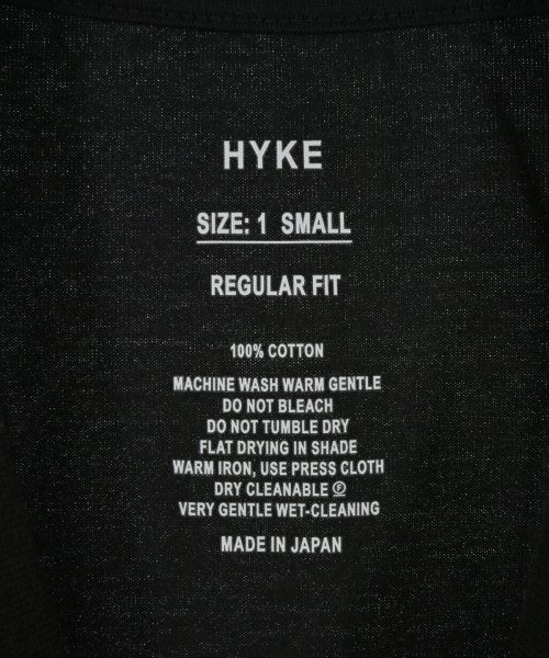 HYKE เสื้อยืด/เสื้อท็อปส์