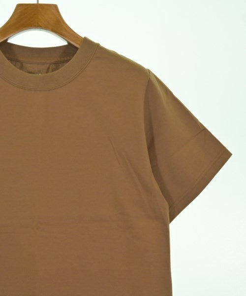 HYKE เสื้อยืด/เสื้อท็อปส์