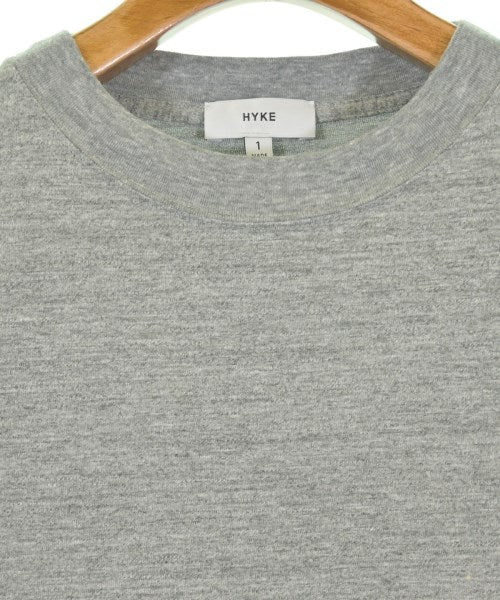 HYKE เสื้อยืด/เสื้อท็อปส์