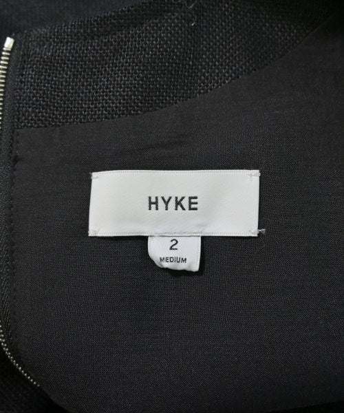 HYKE เสื้อกั๊ก
