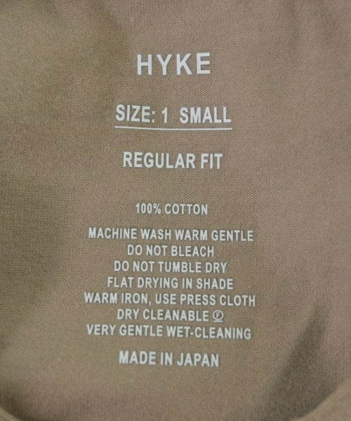 HYKE เสื้อยืด/เสื้อท็อปส์