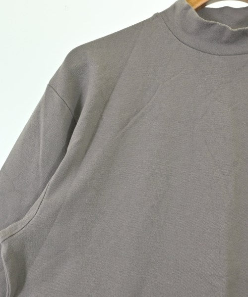 HYKE เสื้อยืด/เสื้อท็อปส์