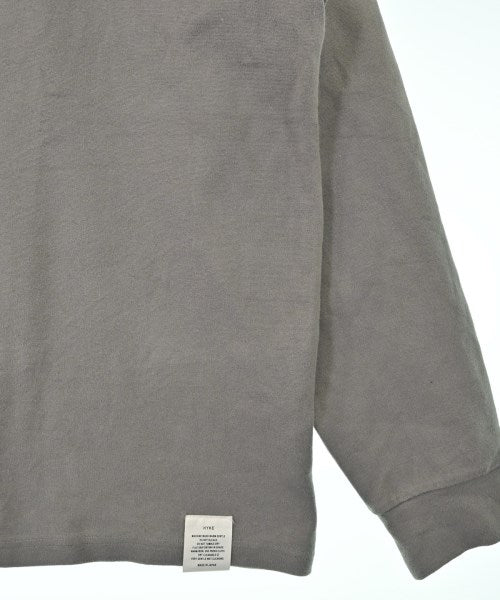 HYKE เสื้อยืด/เสื้อท็อปส์