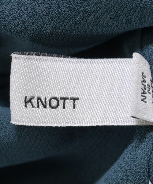 KNOTT เสื้อสตรี