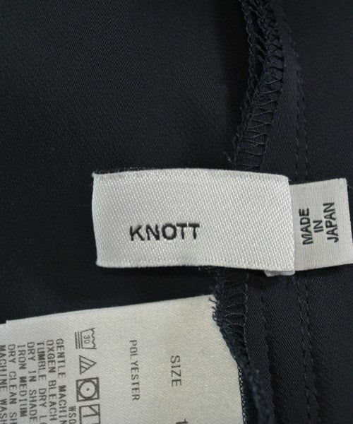 KNOTT เสื้อสตรี