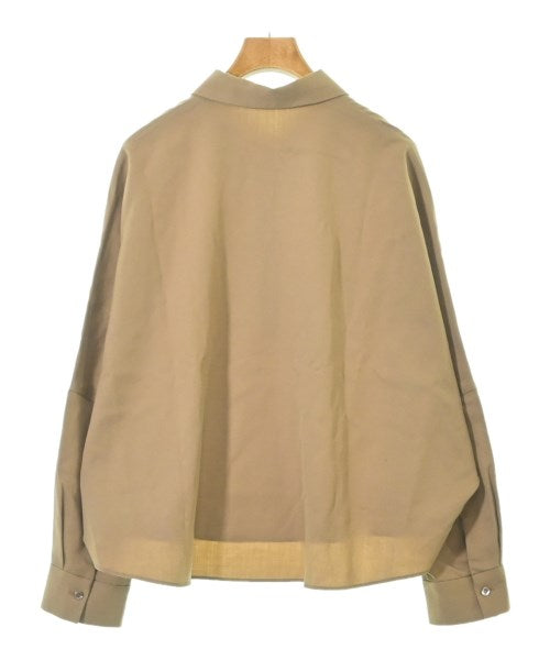 Plage เสื้อลำลอง