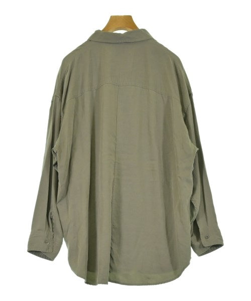 Plage เสื้อลำลอง
