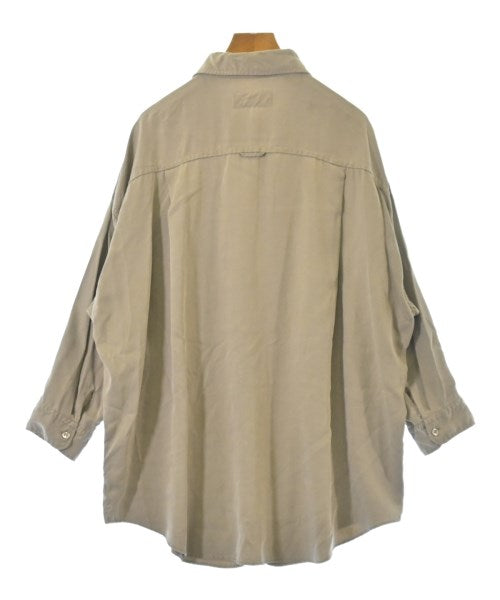 Plage เสื้อลำลอง