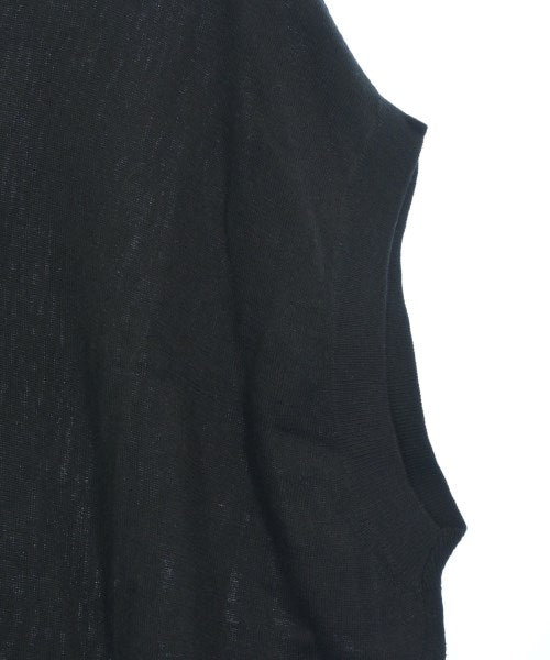 Plage เสื้อแขนกุด