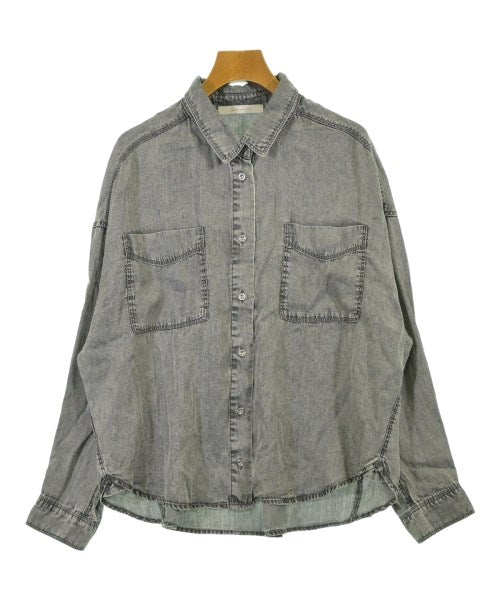Plage เสื้อลำลอง