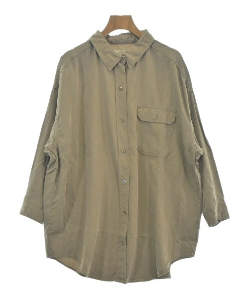 Plage เสื้อลำลอง