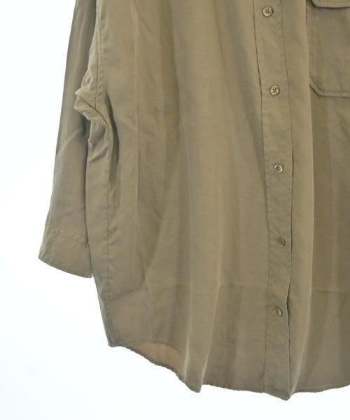 Plage เสื้อลำลอง