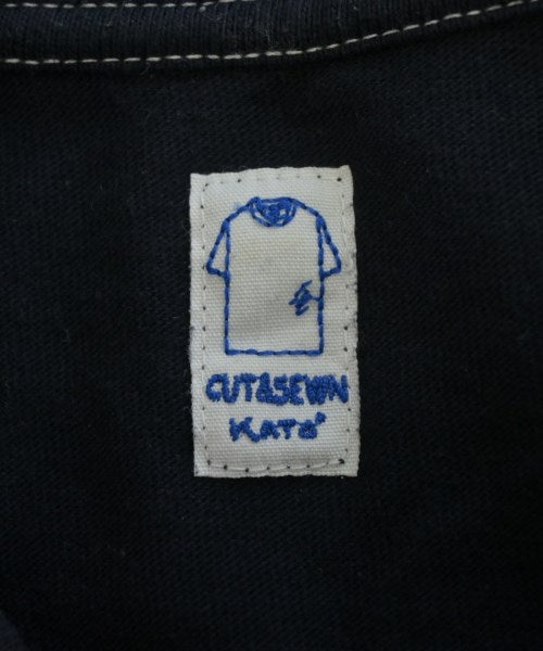 KATO เสื้อยืด/เสื้อท็อปส์