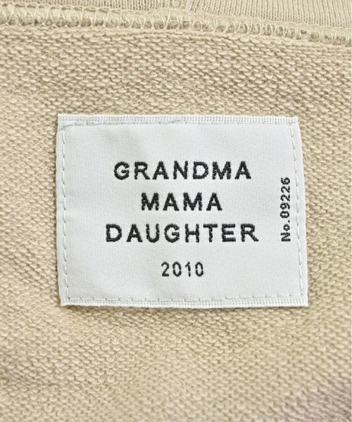 GRANDMA MAMA DAUGHTER เสื้อฮู้ด