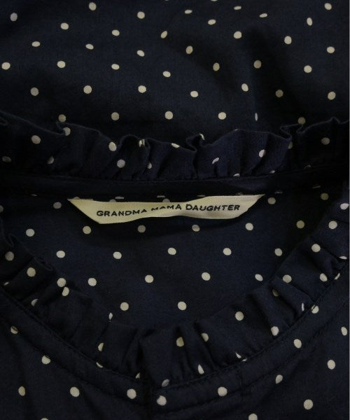 GRANDMA MAMA DAUGHTER เสื้อสตรี