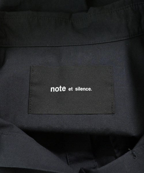 note et silence เสื้อลำลอง