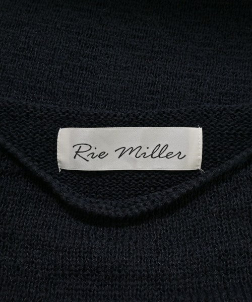 Rie Miller เสื้อกันหนาว
