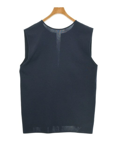 Rie Miller เสื้อแขนกุด