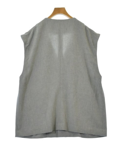 Rie Miller เสื้อกั๊ก