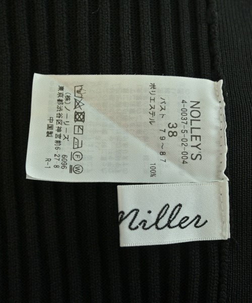 Rie Miller เสื้อแขนกุด