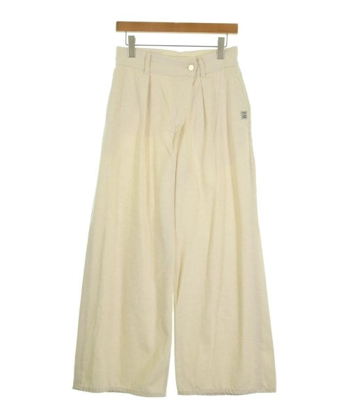 Rie Miller ยีนส์