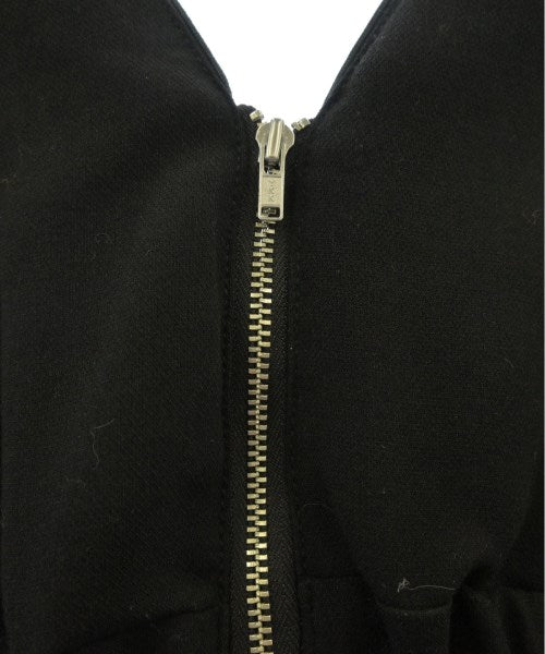 Rirandture ชุดเดรส