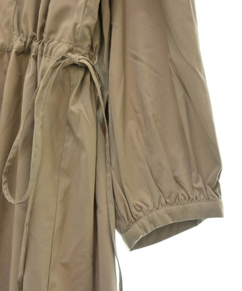 Rirandture ชุดเดรส