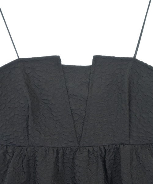 Rirandture เสื้อสตรี