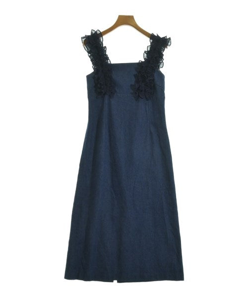 Rirandture ชุดเดรส