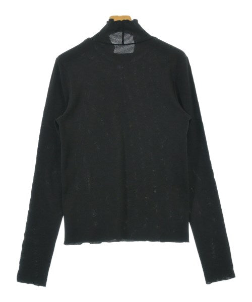 Rirandture เสื้อยืด/เสื้อท็อปส์