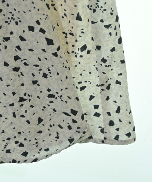 Rirandture ชุดเดรส