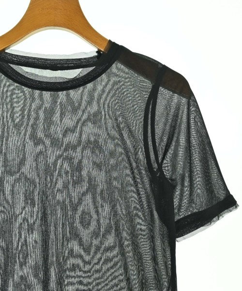 Lily Brown เสื้อยืด/เสื้อท็อปส์