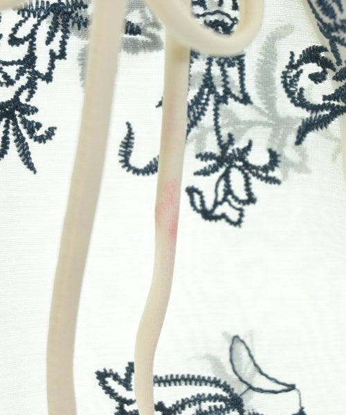 Lily Brown เสื้อลำลอง