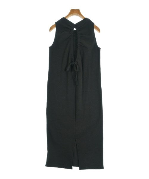 Lily Brown ชุดเดรส