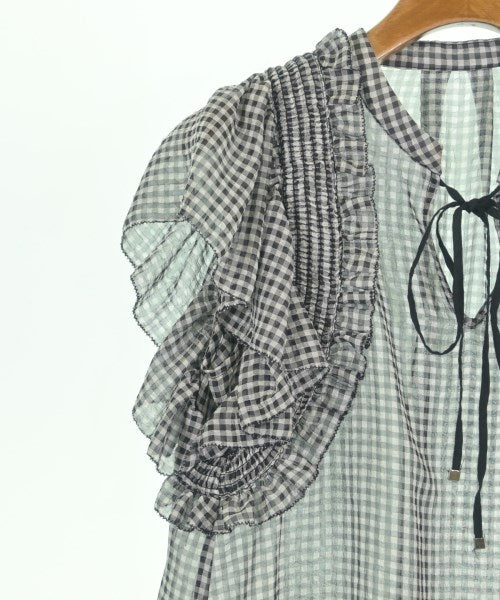 Lily Brown เสื้อลำลอง