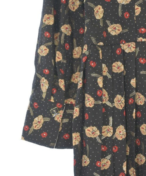 Lily Brown เดรสที่เป็นเสื้อเชิ้ตตัวยาว