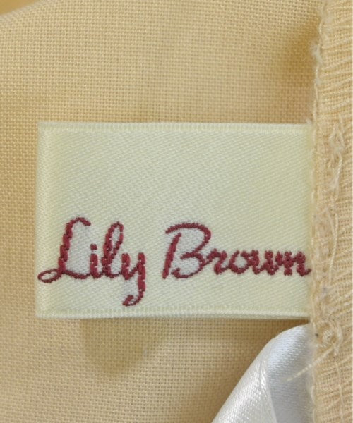 Lily Brown เสื้อลำลอง
