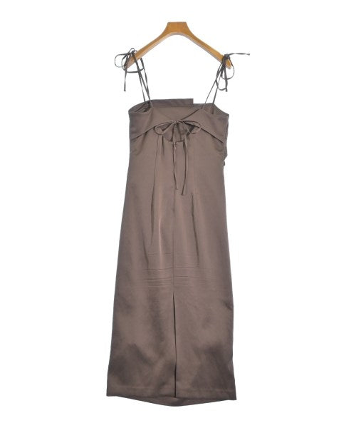 Lily Brown ชุดเดรส