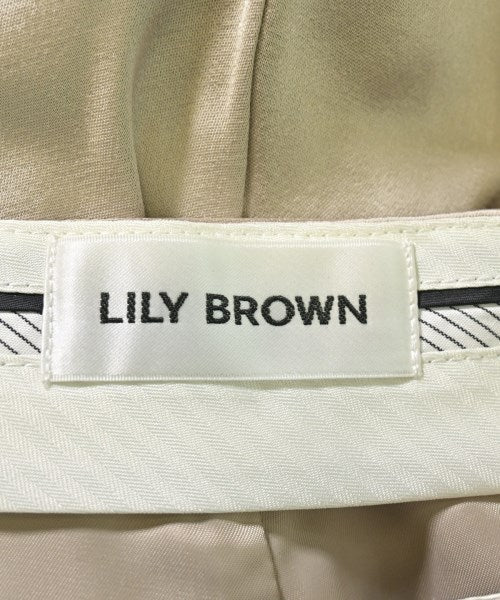 Lily Brown กางเกงขาสั้น