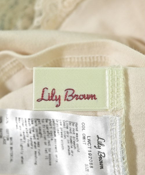 Lily Brown เสื้อยืด/เสื้อท็อปส์