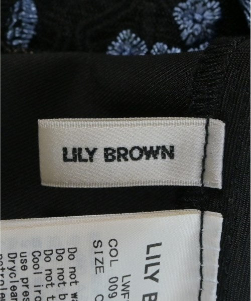 Lily Brown เสื้อสตรี