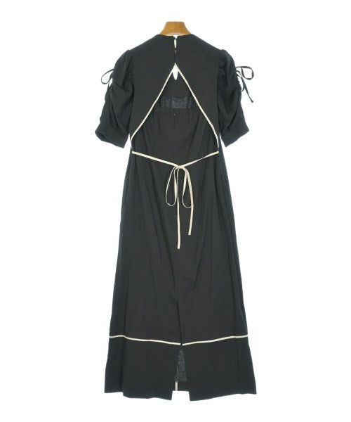 Lily Brown ชุดเดรส
