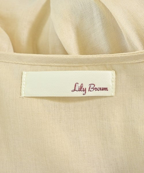 Lily Brown เสื้อสตรี