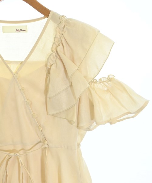 Lily Brown เสื้อสตรี